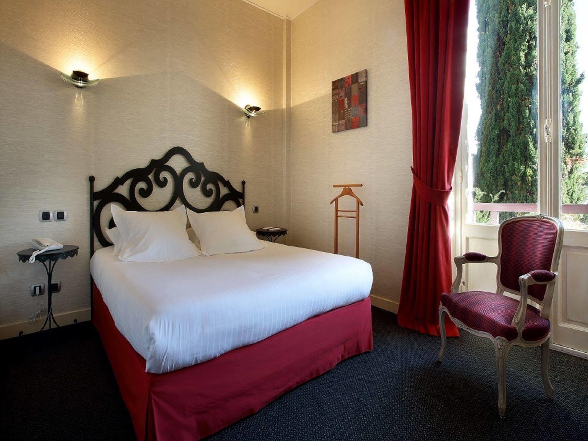 Hotel Ombremont Jean-Pierre Jacob Le Bourget-du-Lac Exterior photo